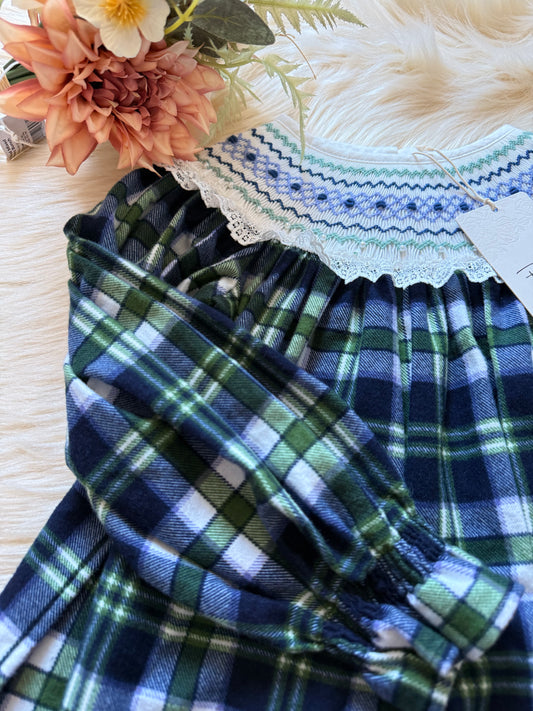Soctland hand smocked kids Dress